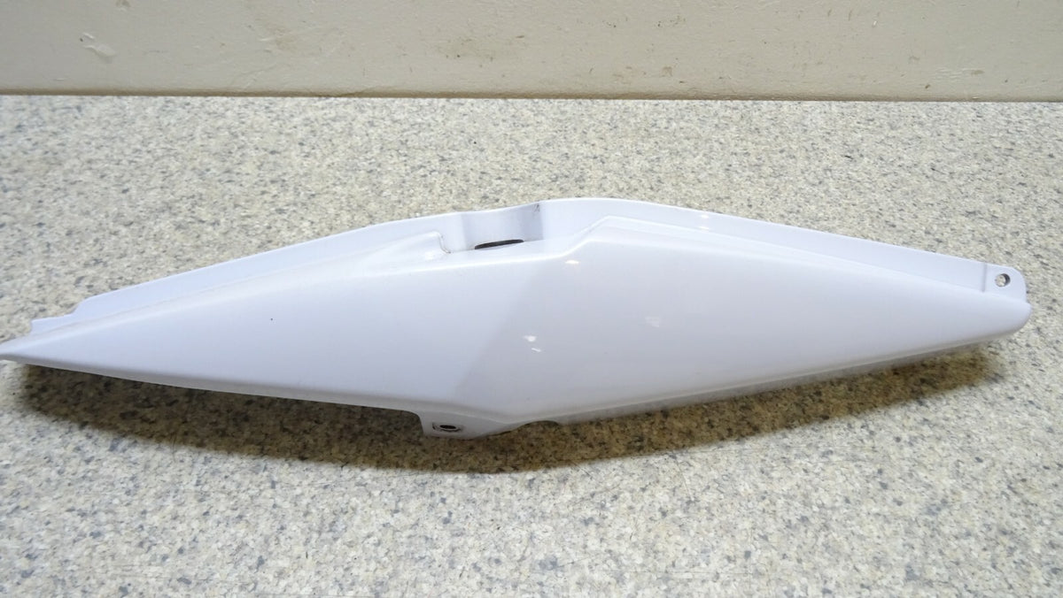 Kawasaki KLE 650 Versys 2012-2015 Right Rh Tail Fairing Genuine OEM