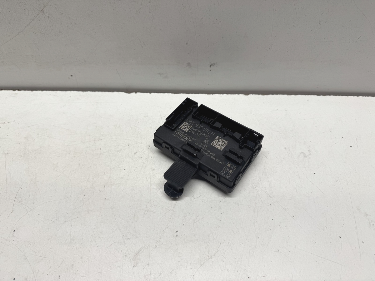 AUDI A4 S4 B9 DOOR CONTROL MODULE FRONT RIGHT DRIVER SIDE 8W0959593H