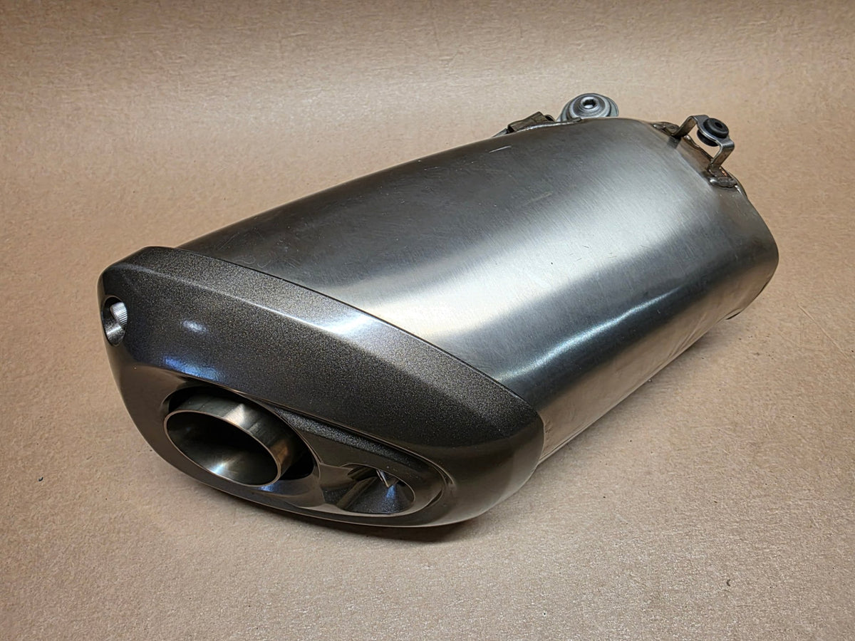 Suzuki GSX-S1000 2021-2026 OEM Exhaust Silencer / Can Genuine OEM 48K0X / 48K0A