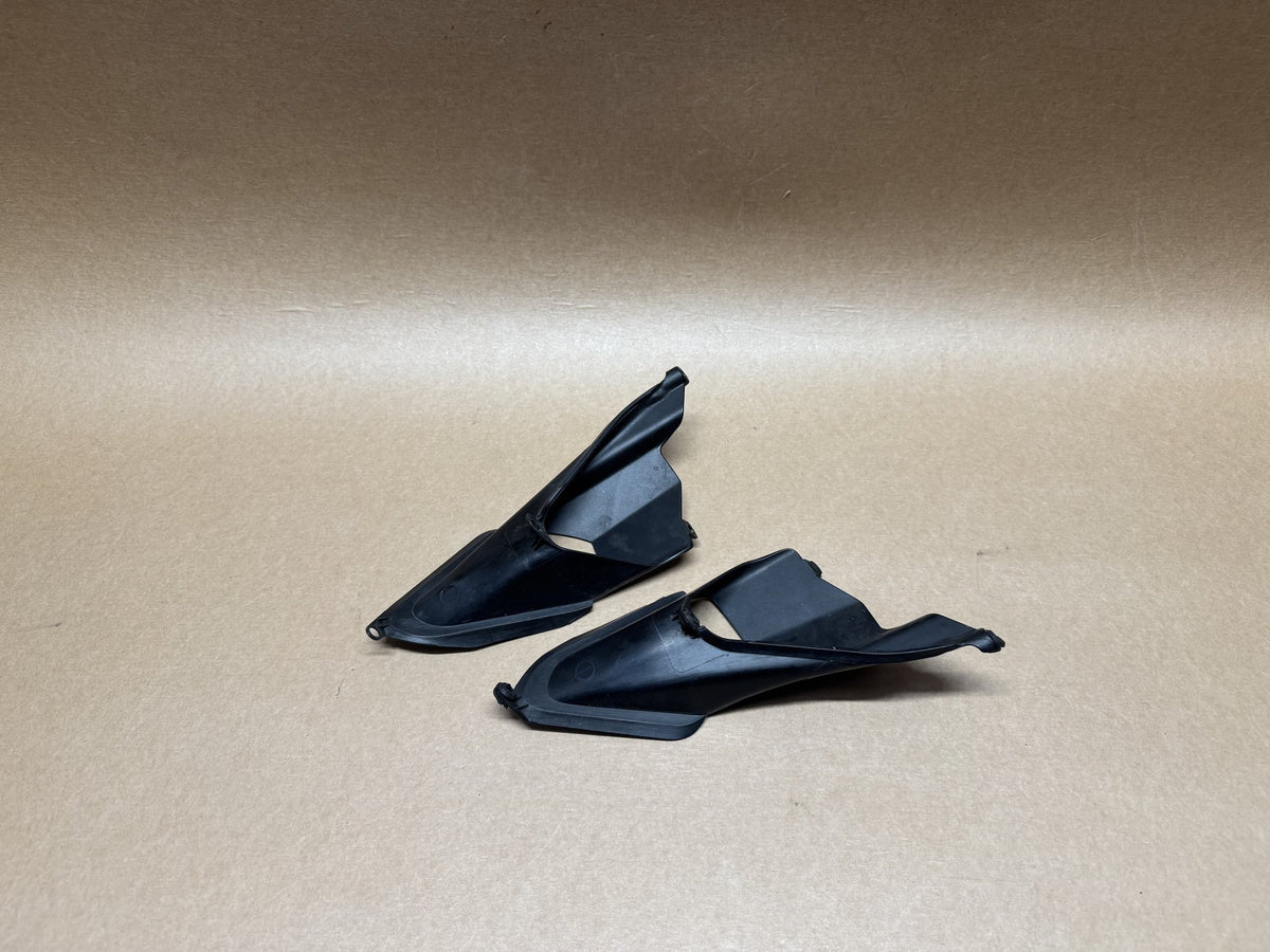 Ducati Panigale 899 2014-2015 Seat Air Vents Infills Genuine OEM 48411012A