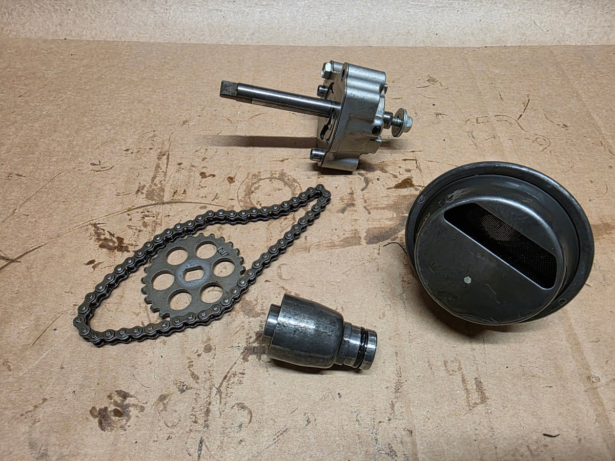 Honda CBR 600 F4i 2001-2006 Engine oil pump assembly 15100-MBW-000
