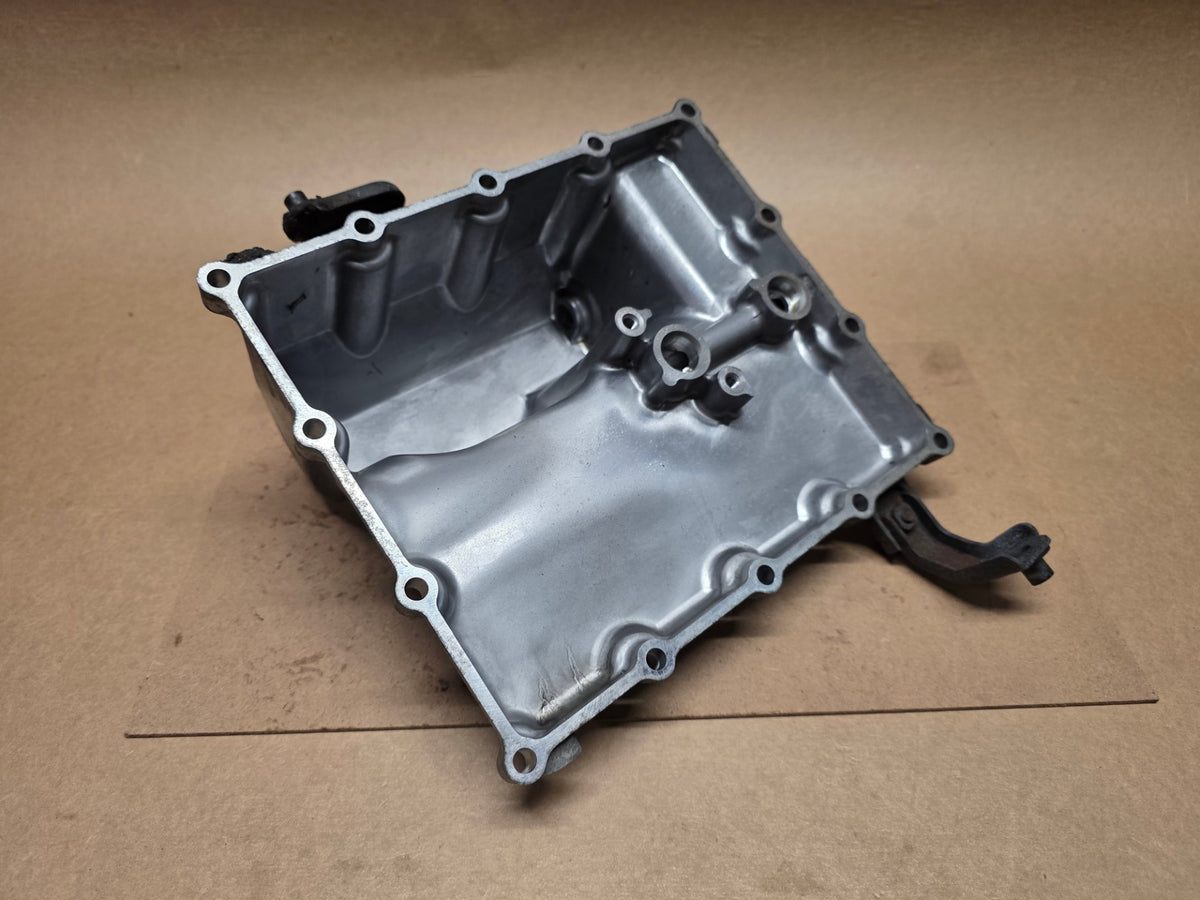 Suzuki GSX-S 750 2015-2016 Engine oil sump pan 11511-08J00