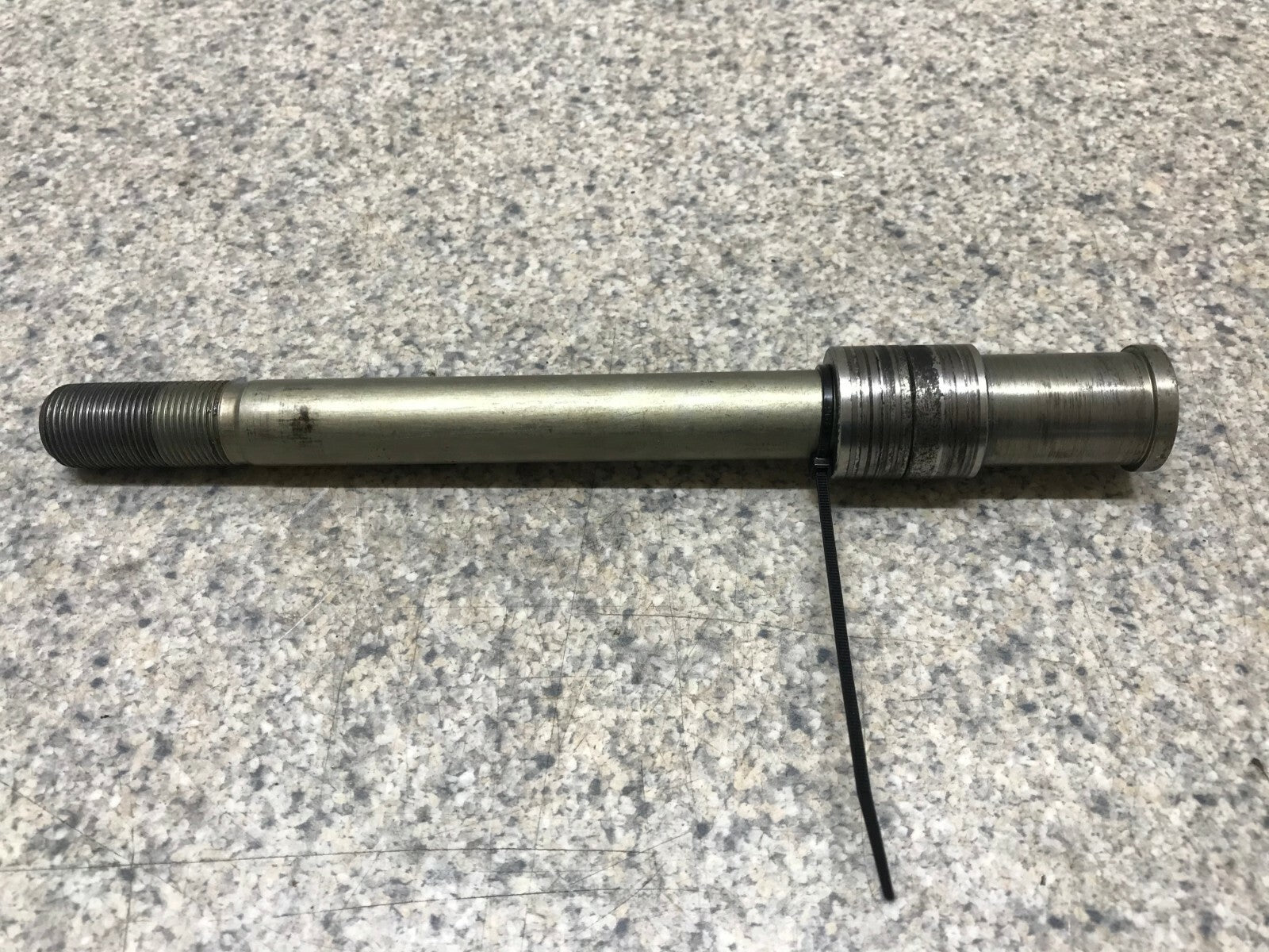 OEM Front Spindle Axle - *2 for Kawasaki Z800 2013-2016
