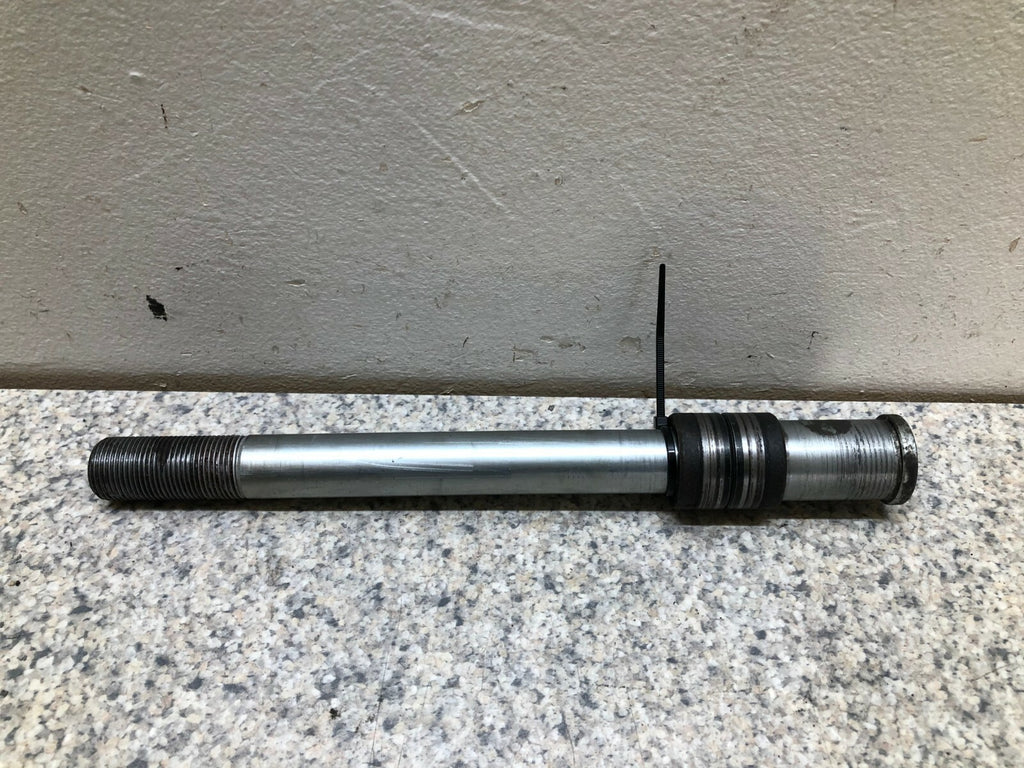 OEM Front Wheel Spindle Axle for Kawasaki ER6F 2009-2012