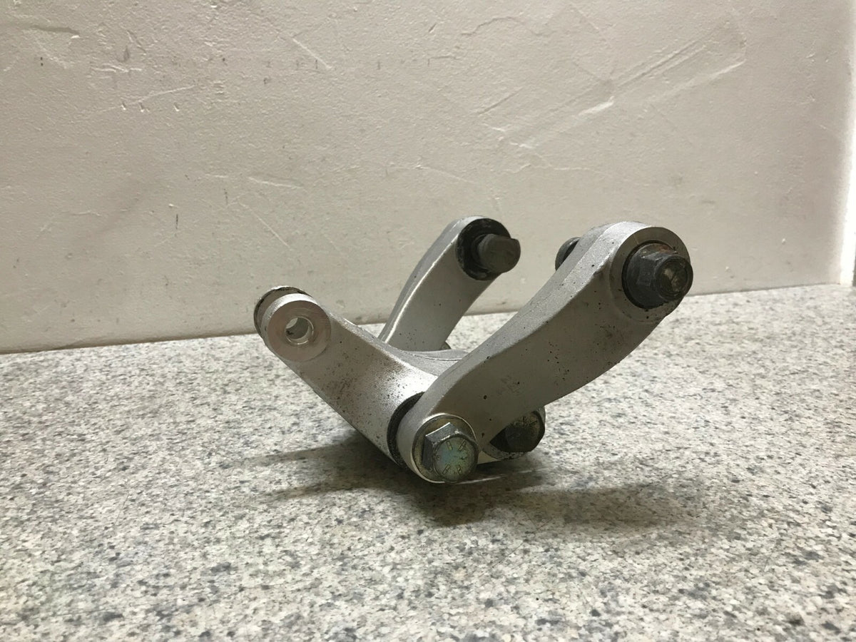 Suzuki Boulevard Intruder 1800 C109R 2008-2014 SHOCK LINK LINKAGE BRACKET VL