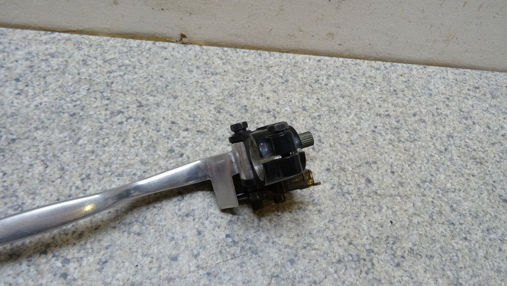 OEM CLUTCH LEVER &amp; PERCH for Kawasaki Z300 2015-2018