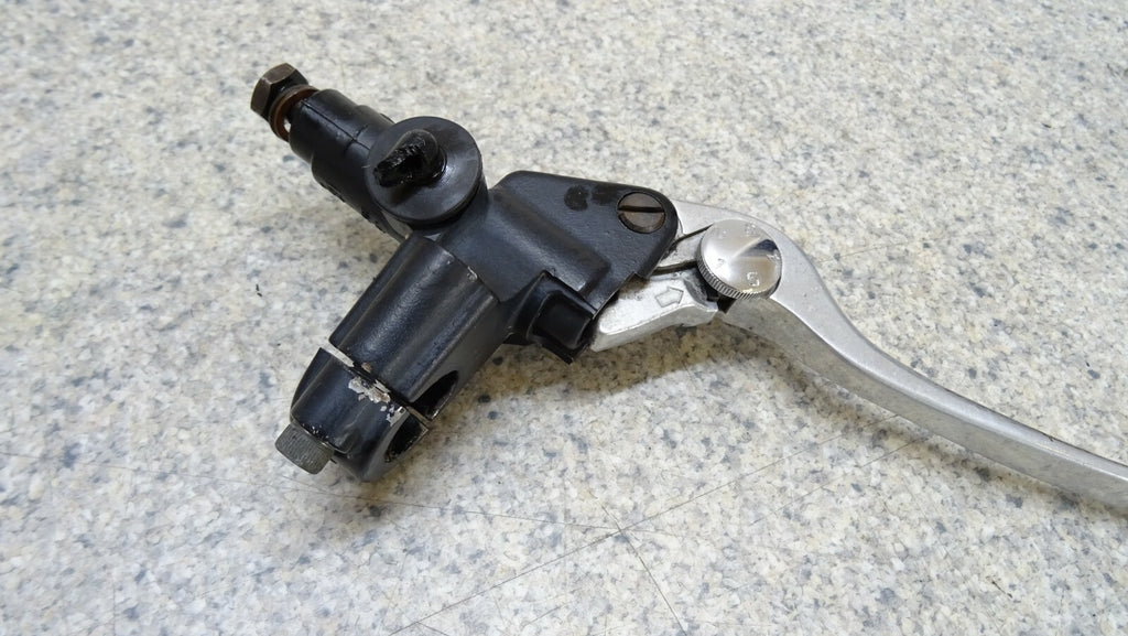 OEM Front Brake Master Cylinder for KAWASAKI Z750 2004-2006