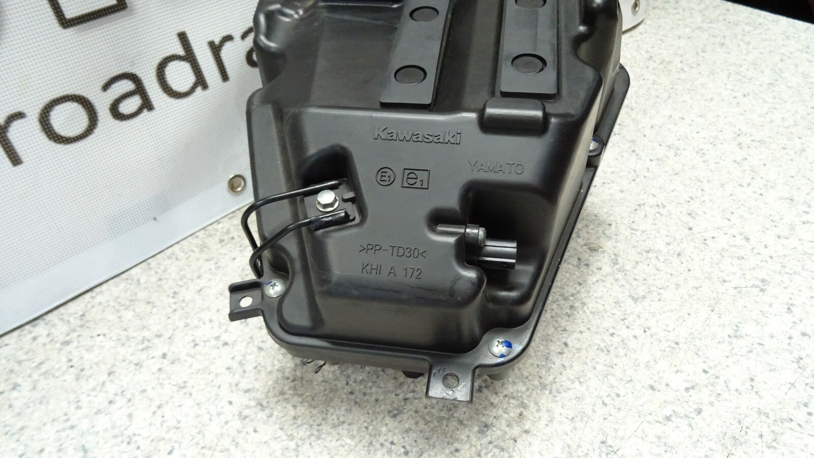 OEM Air Filter Box Air Box for Kawasaki EX650 2018