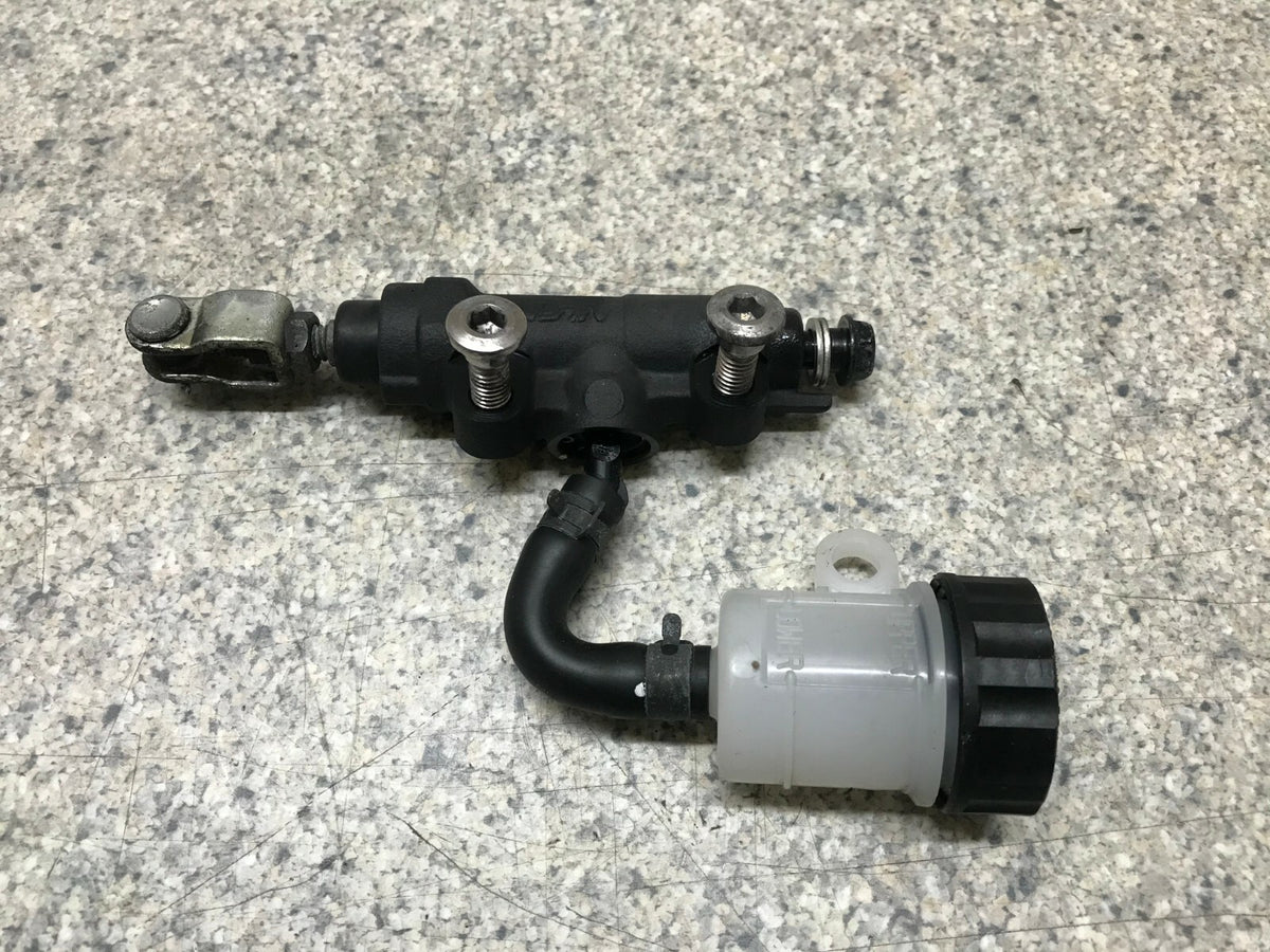 Kawasaki Z800 2013-2016 Brake Master Cylinder - *2 Genuine OEM