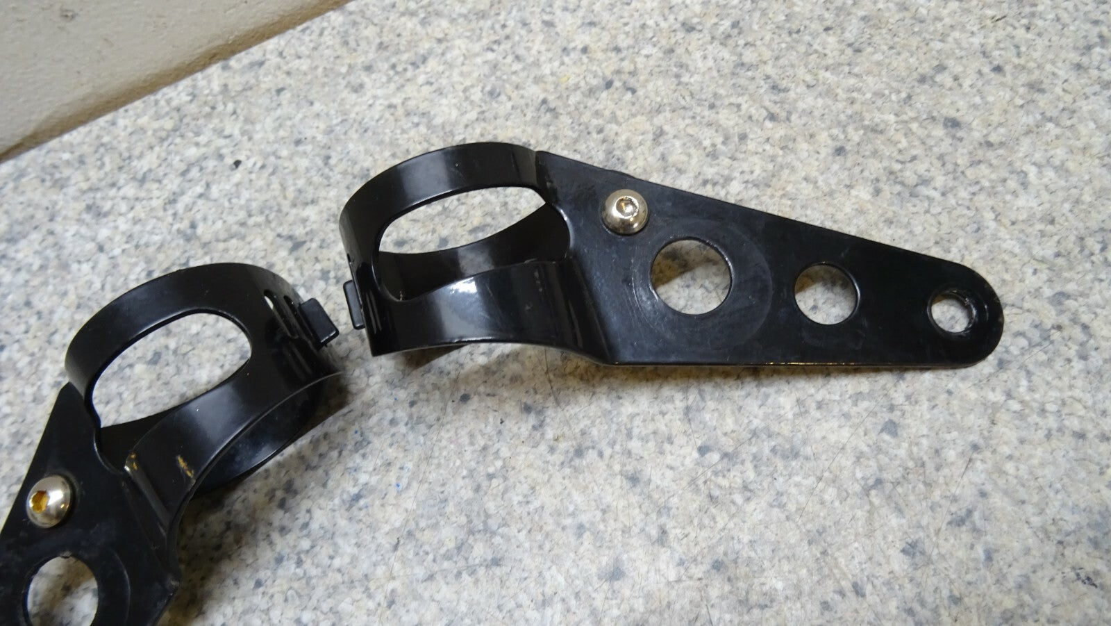 OEM Headlight Mount Brackets Xjr 1300 for Yamaha XJR1300 1999-2006