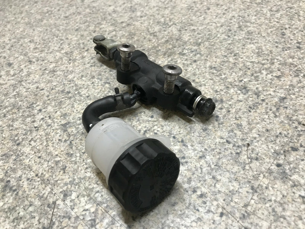 OEM Brake Master Cylinder - *2 for Kawasaki Z800 2013-2016