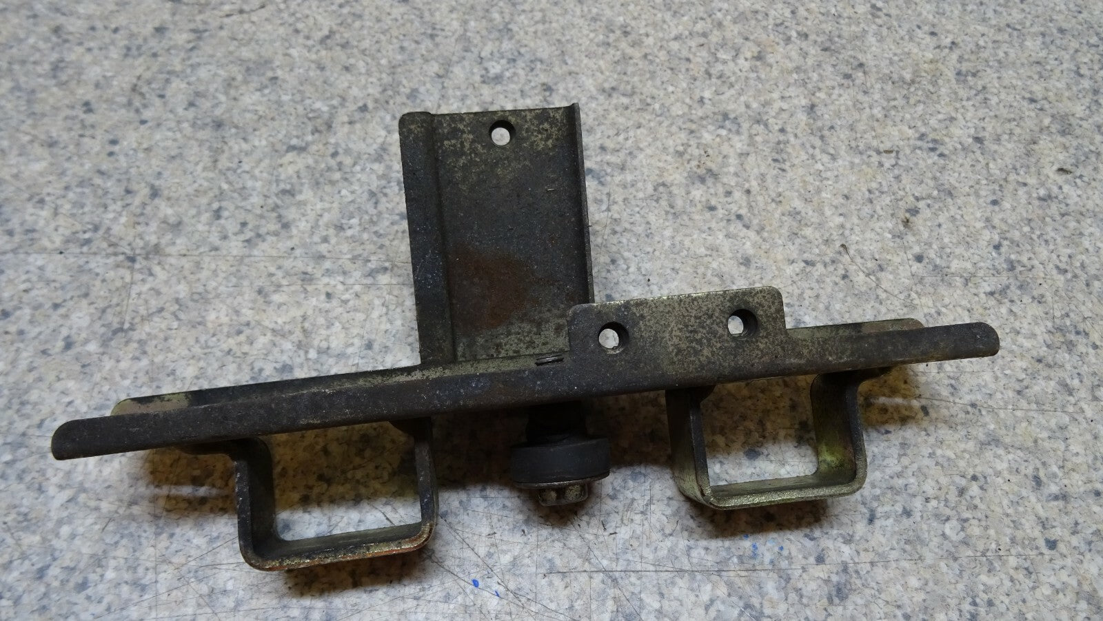 OEM Seat Tank Bracket for Hyosung GT 125 R 2011-2019