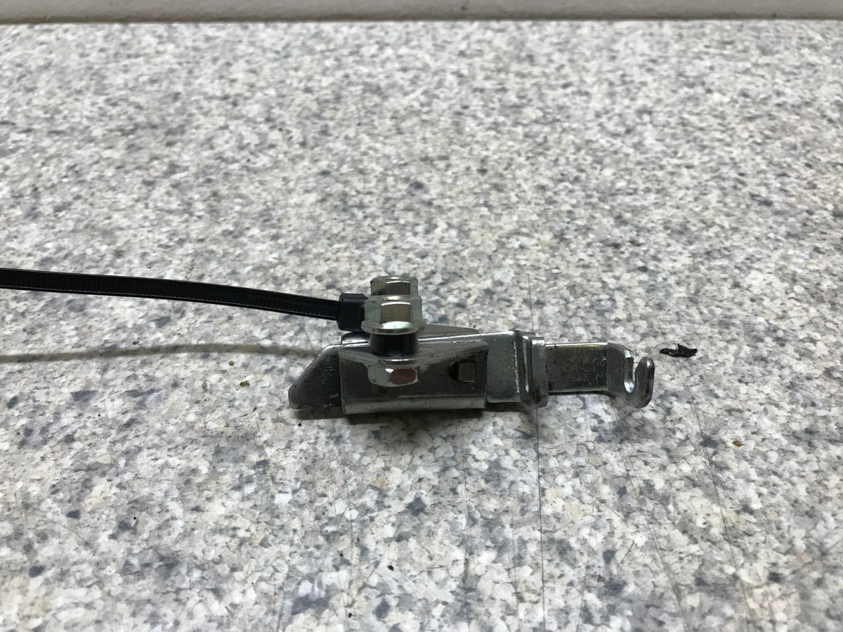 Yamaha MT07 2014-2019 Seat Catch Lock Mt-07 Genuine OEM