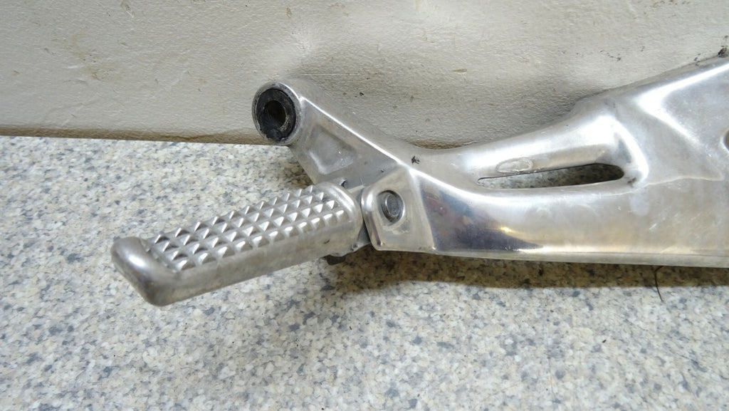 Right Rear Pillion Foot Peg Hanger 1100xx for Honda Blackbird CBR 1100 XX