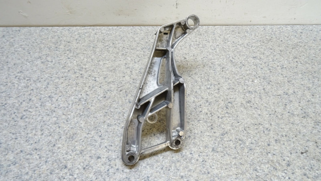 Left Lh Rear Pillion Foot Peg Hanger 1100xx for Honda Blackbird CBR 1100 XX
