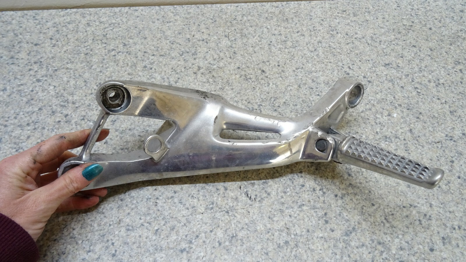 Left Lh Rear Pillion Foot Peg Hanger 1100xx for Honda Blackbird CBR 1100 XX