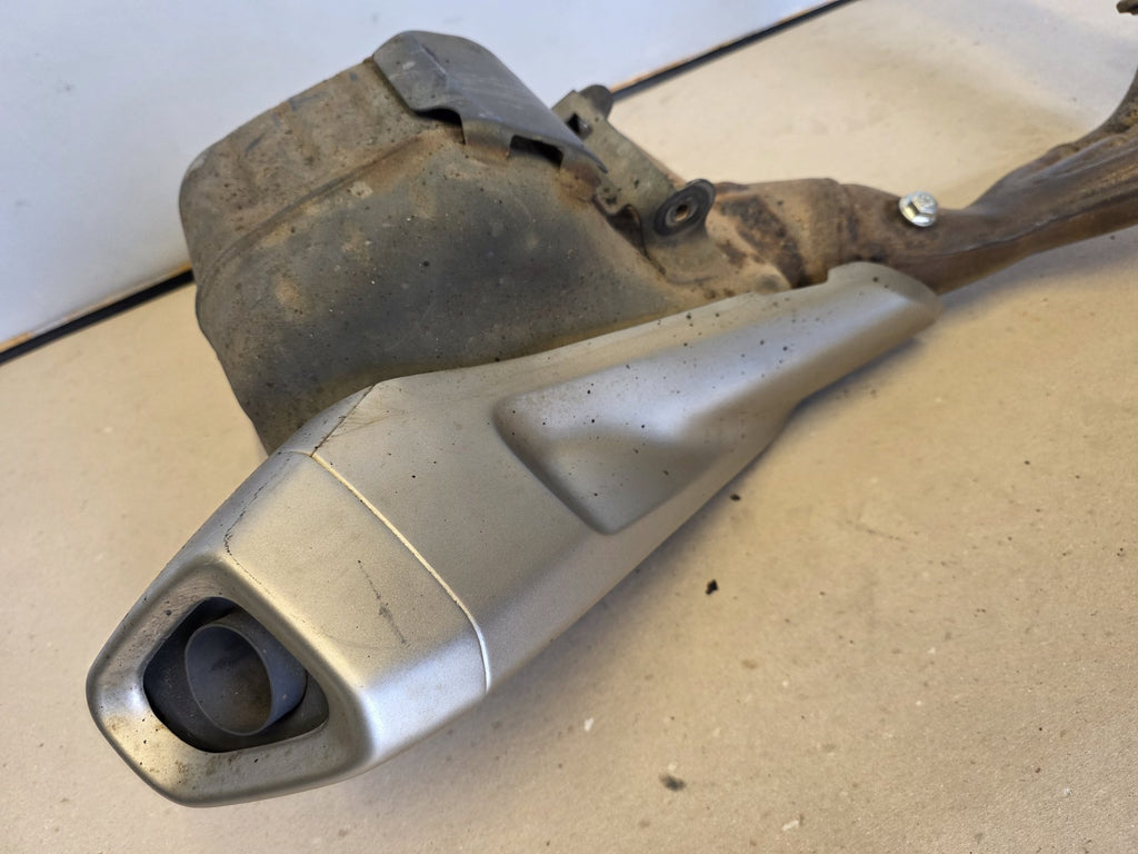 OEM Exhaust Downpipes / Headers for honda cbr 650r 2021-2025