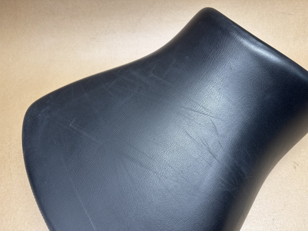 OEM Front Heated Rider Seat Saddle for BMW K1600 GT 2011-2017 PN:52537728300