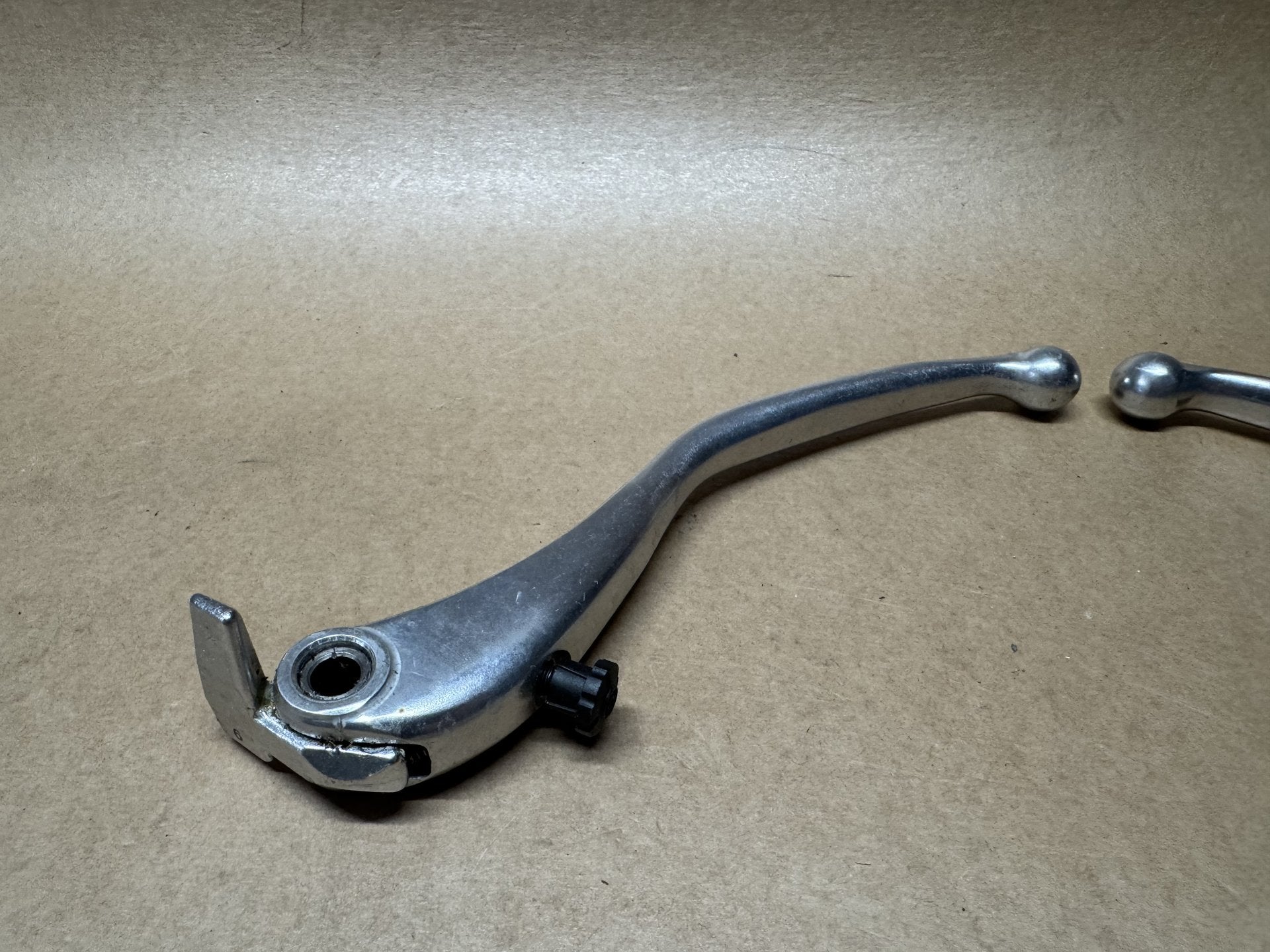 OEM Pair of brake/clutch levers for Aprilia RSV 1000 2004-2010