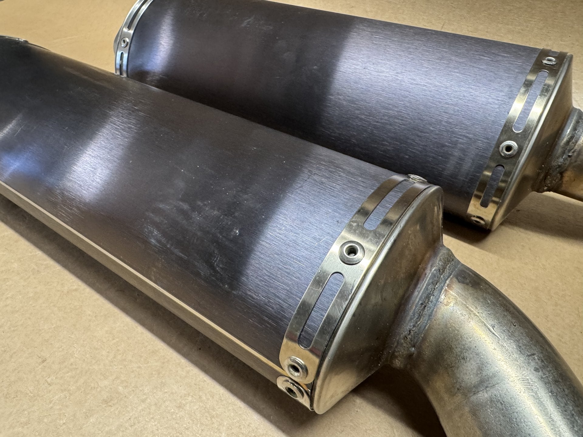 OEM Left & Right Exhaust Silencer for Ducati 848 1098 1198 PN:57410961D
