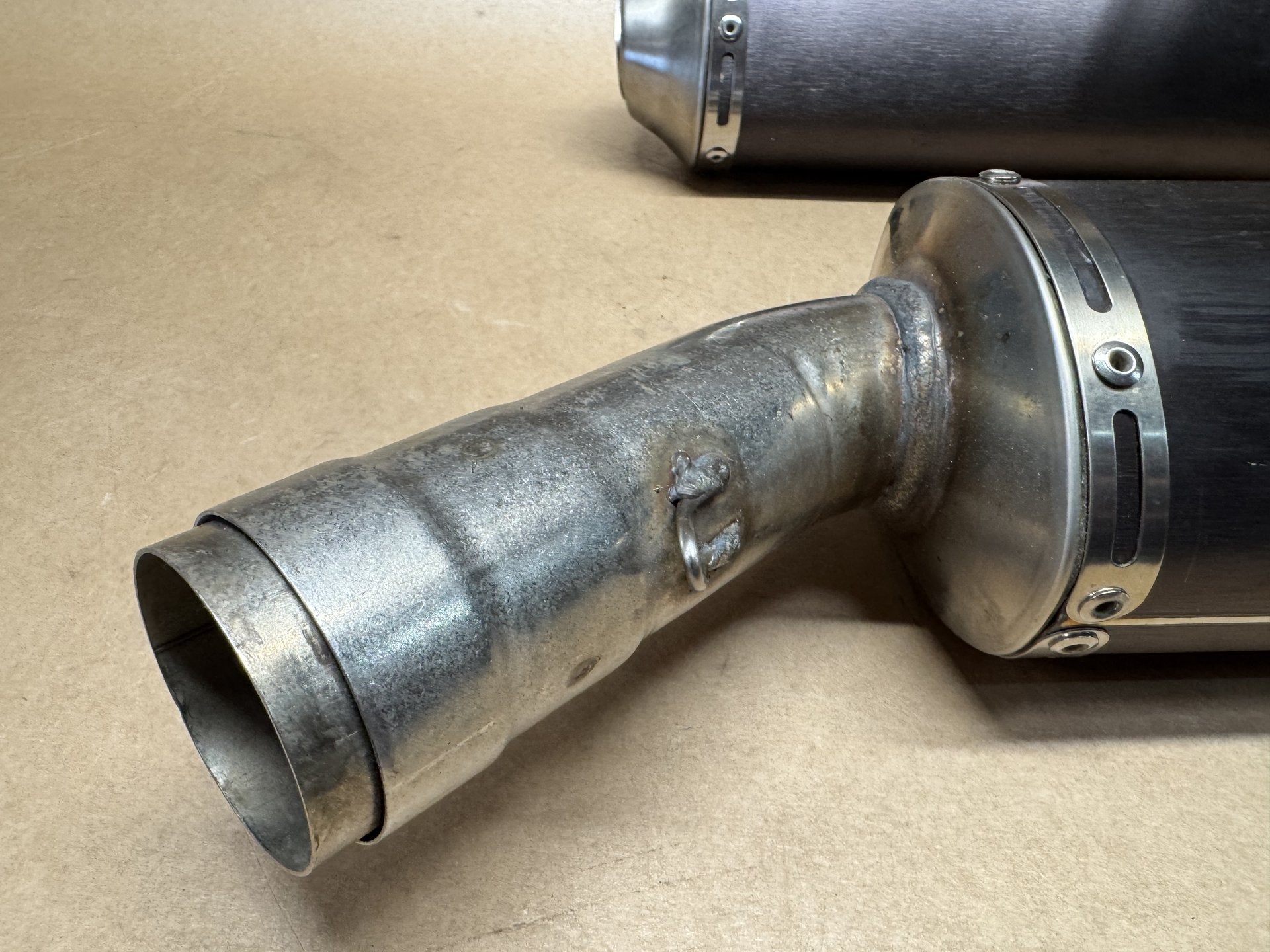 OEM Left & Right Exhaust Silencer for Ducati 848 1098 1198 PN:57410961D