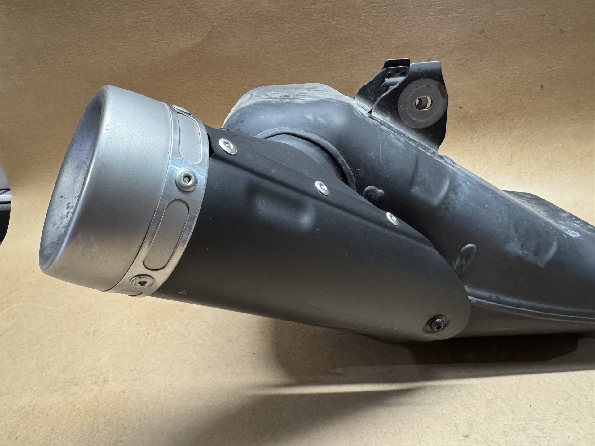 Yamaha XSR900 2016-2020 Exhaust Silencer / Can Genuine OEM