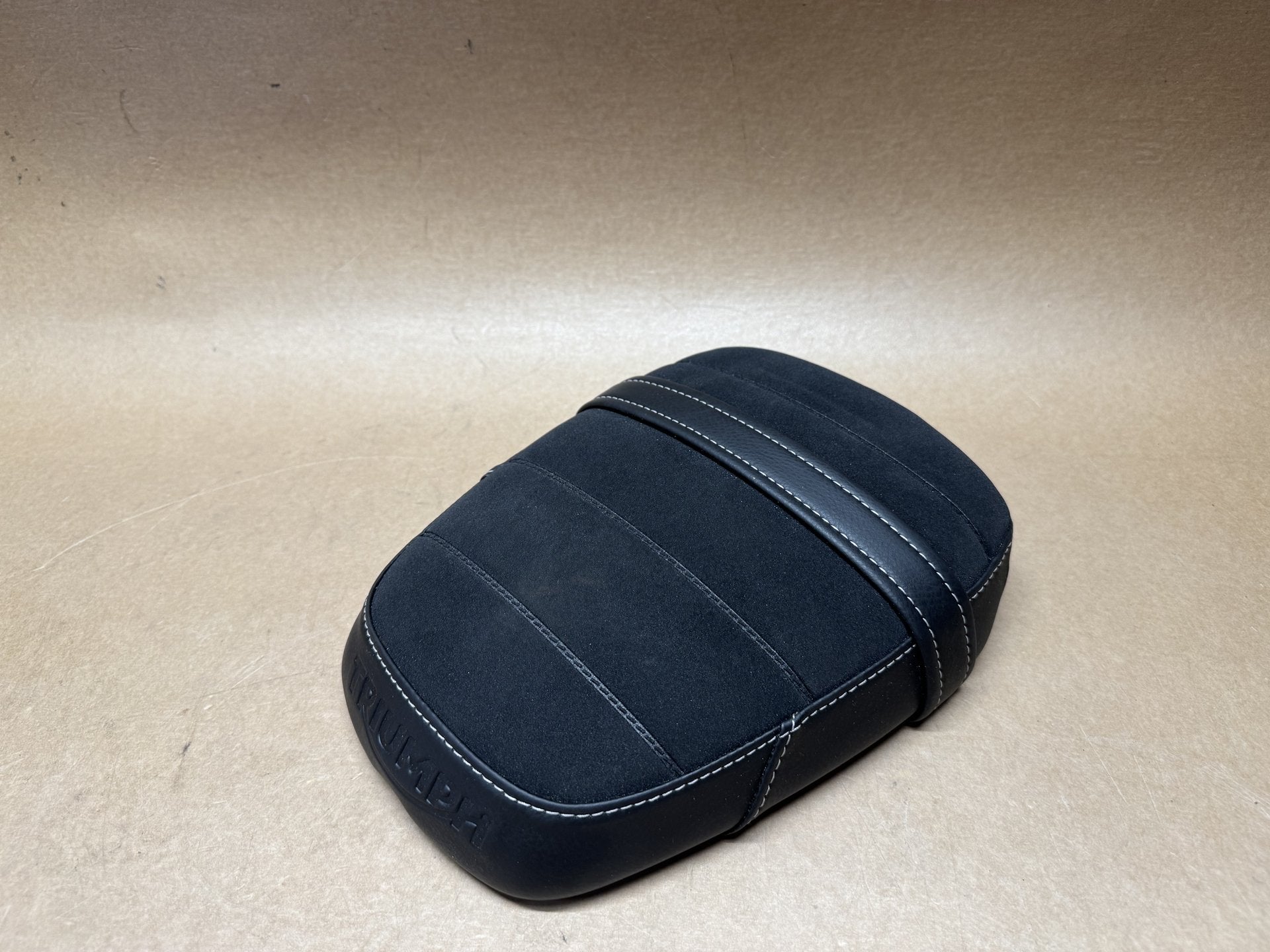 Triumph Street Scrambler 2019 Rear Pillion Seat Genuine OEM T2310463