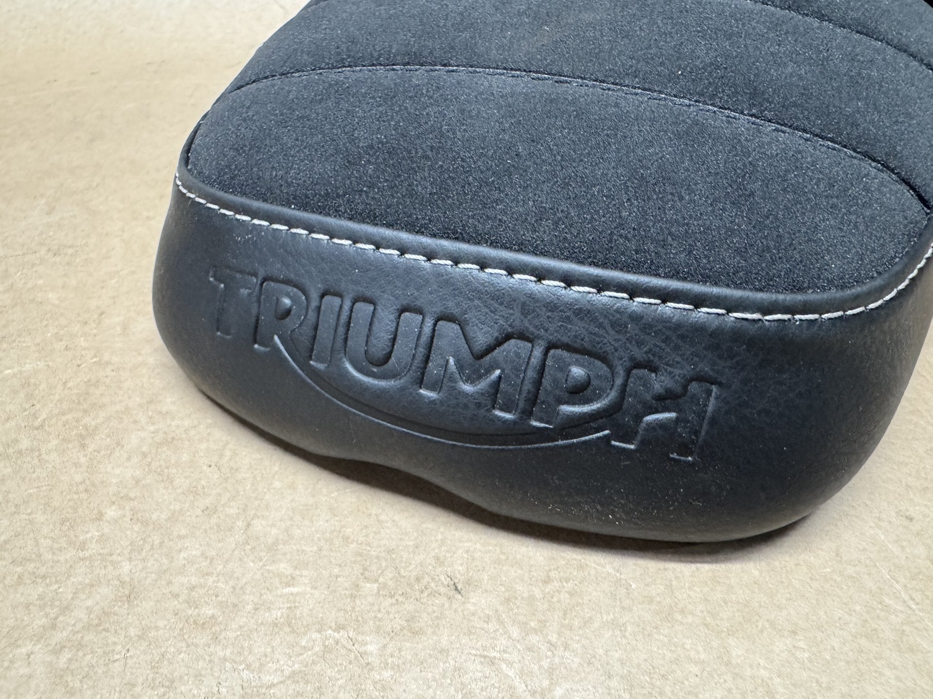 Triumph Street Scrambler 2019 Rear Pillion Seat Genuine OEM T2310463