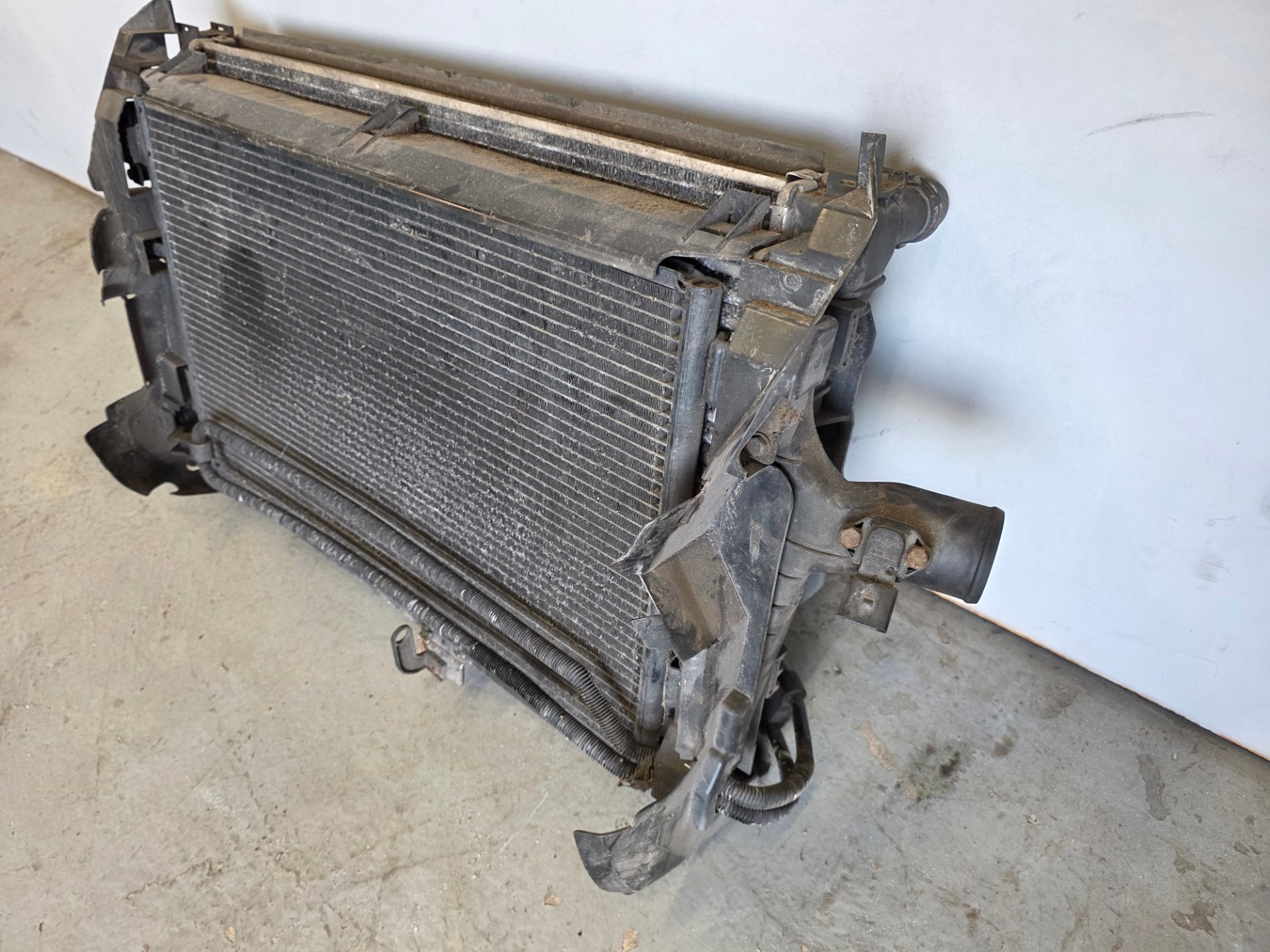 Audi A6 C5 2.5 Allroad TDI 1997-2003 Radiator Pack Assembly Genuine OEM