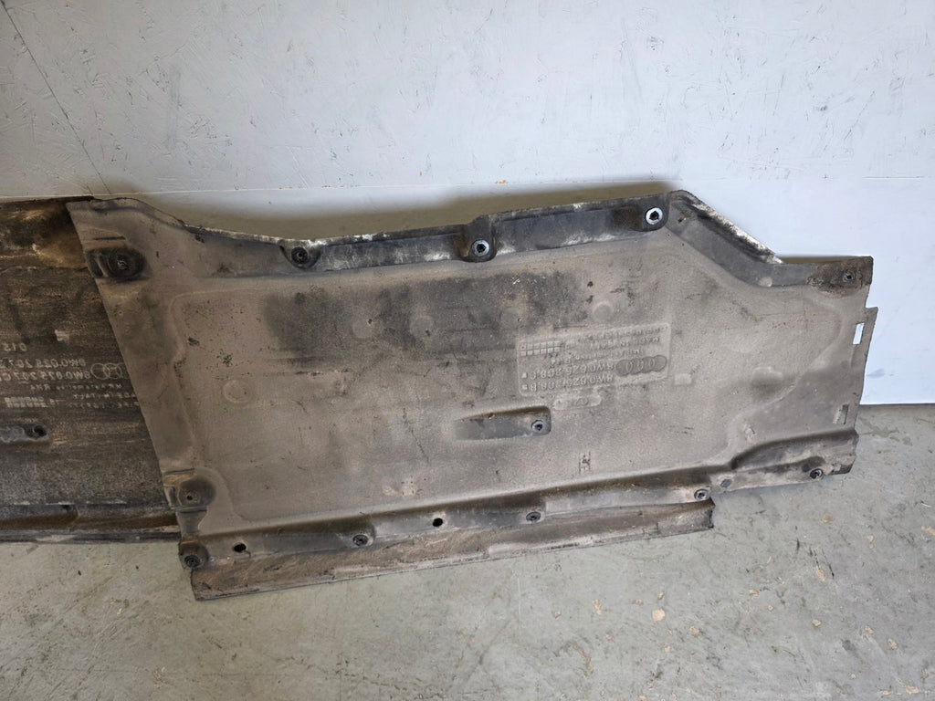 Audi S4 A4 Saloon B9 2016-2021 Genuine Undertray / splash shield Underbody Trim