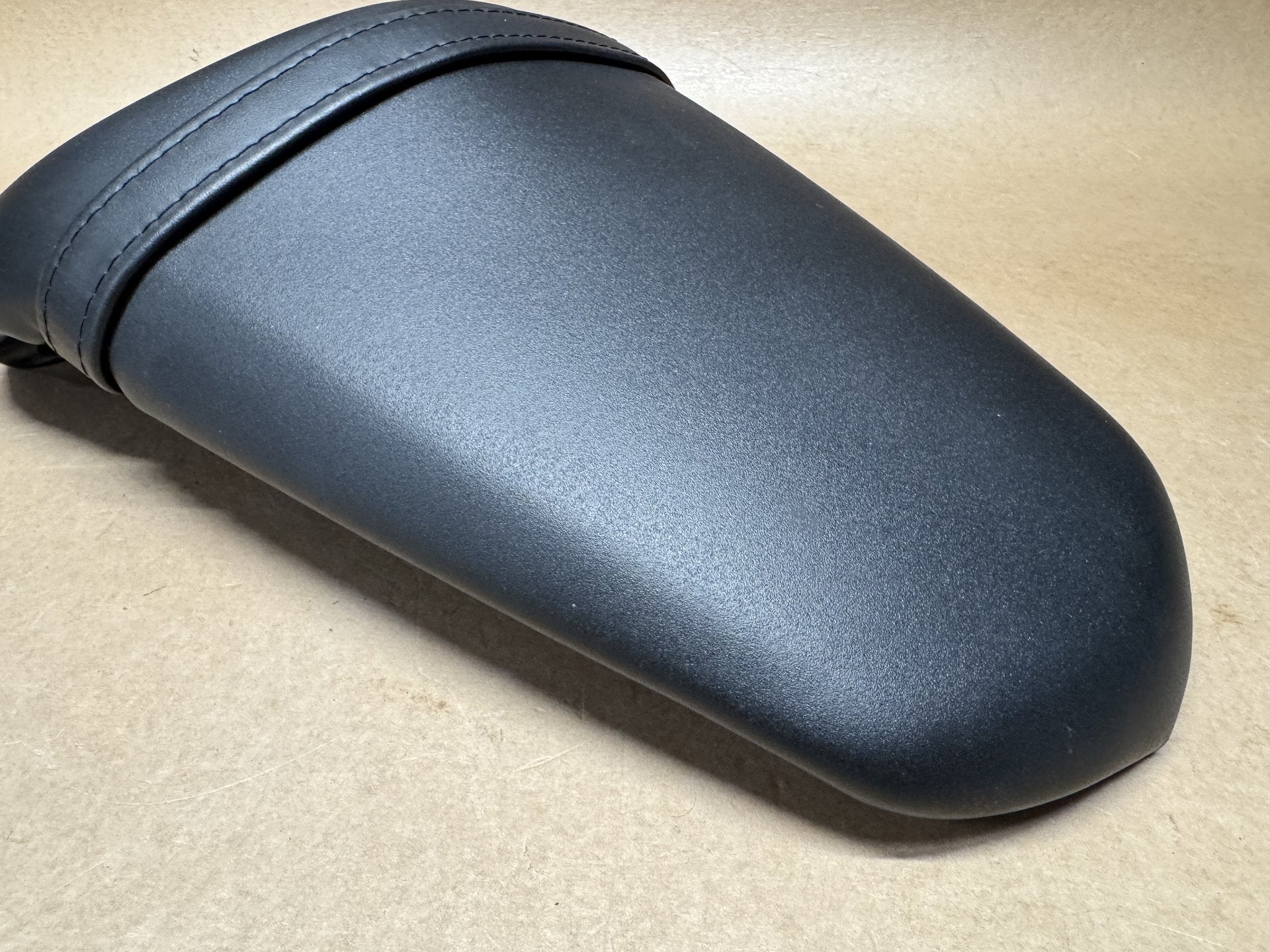 Kawasaki Z650 2017-2019 Rear Pillion Seat Genuine OEM 53066-0661