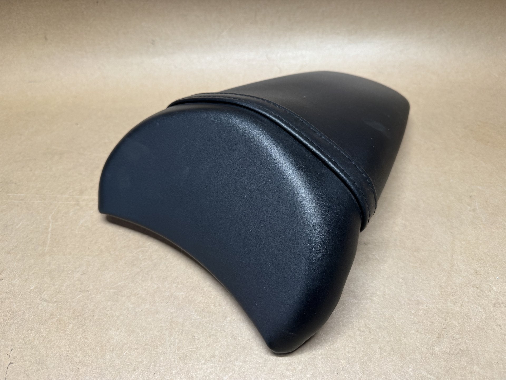 Kawasaki Z650 2017-2019 Rear Pillion Seat Genuine OEM 53066-0661