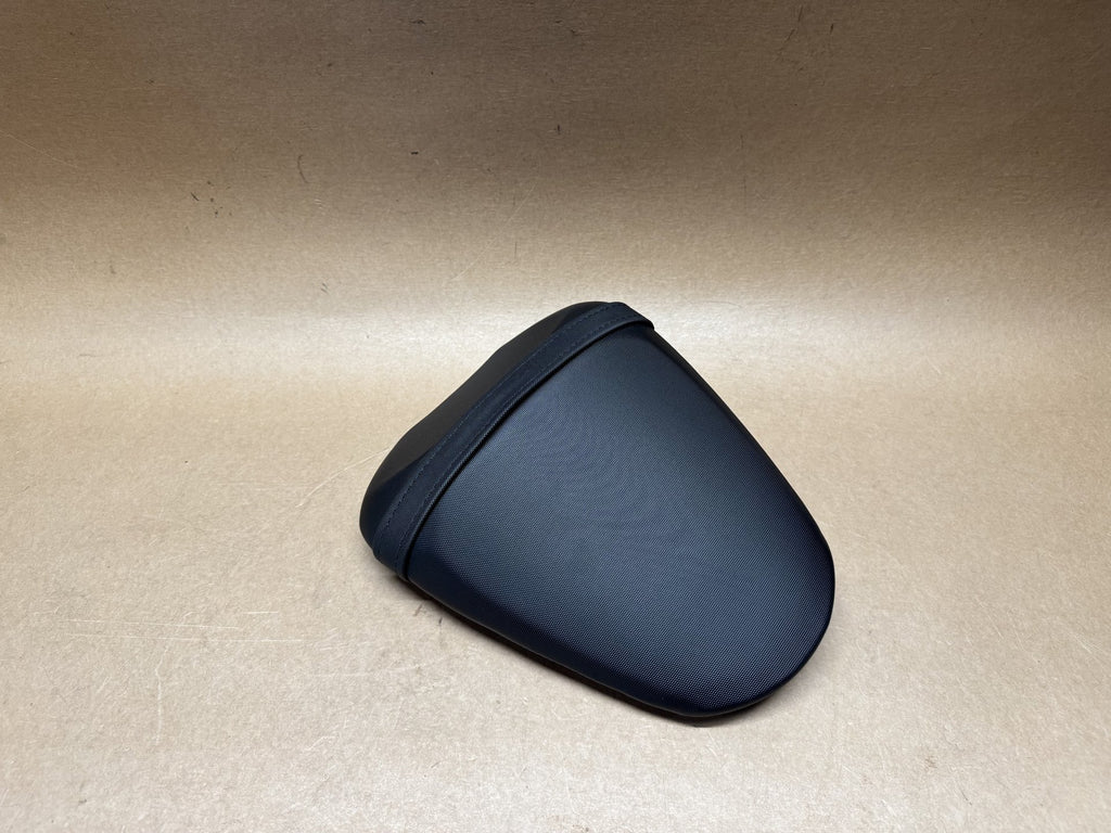 Suzuki GSX-S 1000 2016-2024 Rear Pillion Seat Genuine OEM 04K0