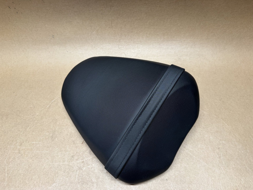 Suzuki GSX-S 1000 2016-2024 Rear Pillion Seat Genuine OEM 04K0