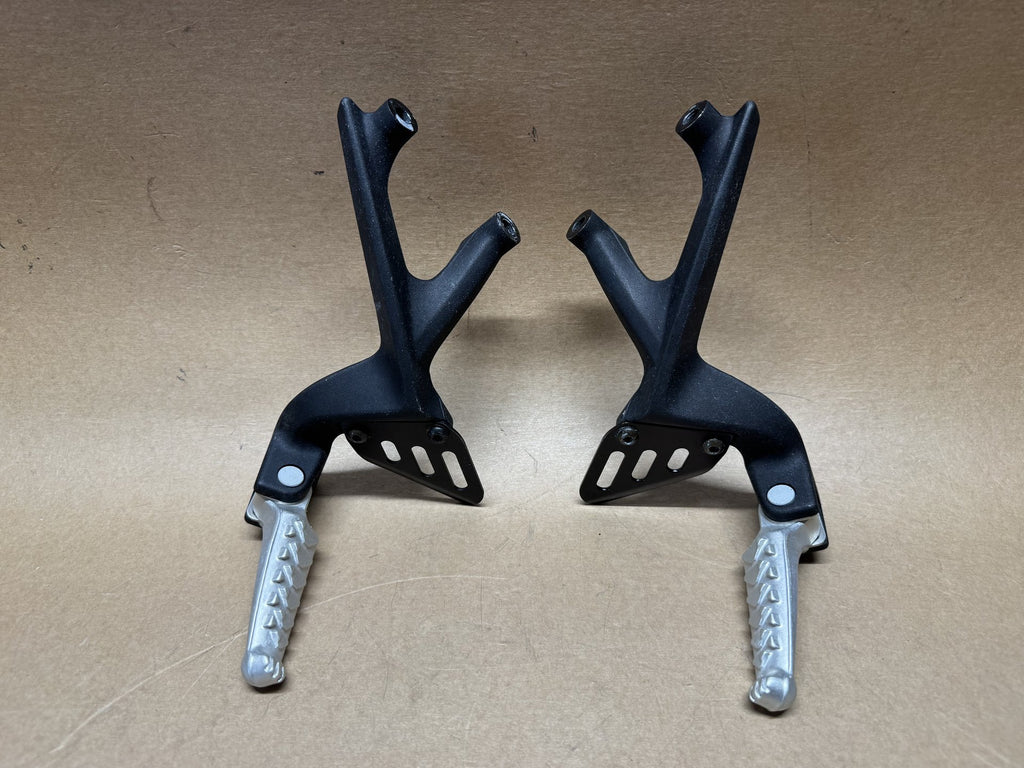 Aprilia RSV4 1000 2009-2012 OEM Rear Left & Right Pillion Foot Pegs Genuine OEM