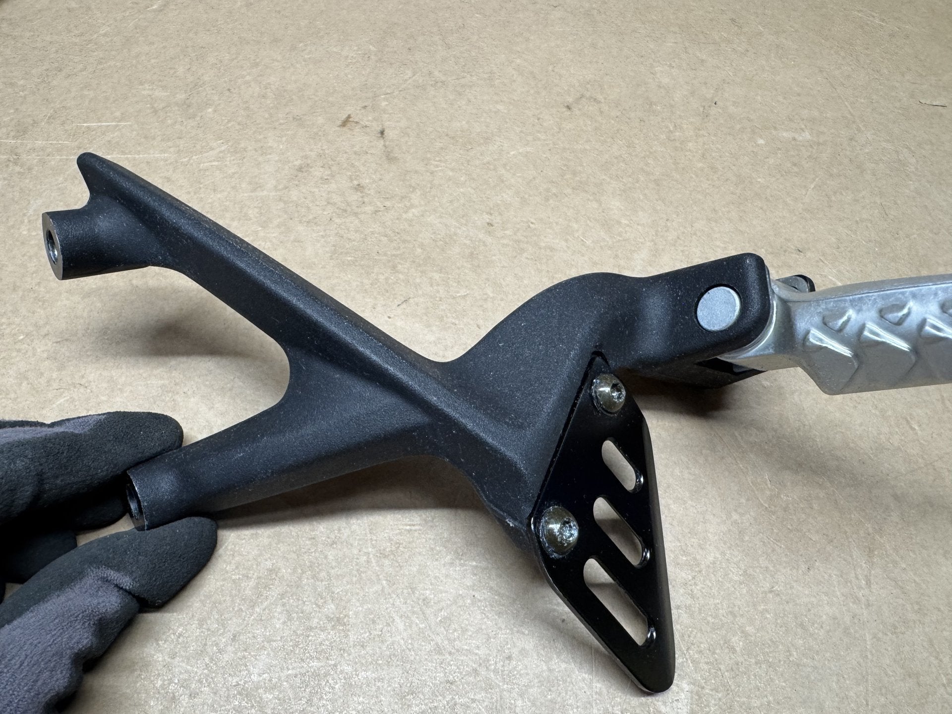 Aprilia RSV4 1000 2009-2012 OEM Rear Left & Right Pillion Foot Pegs Genuine OEM