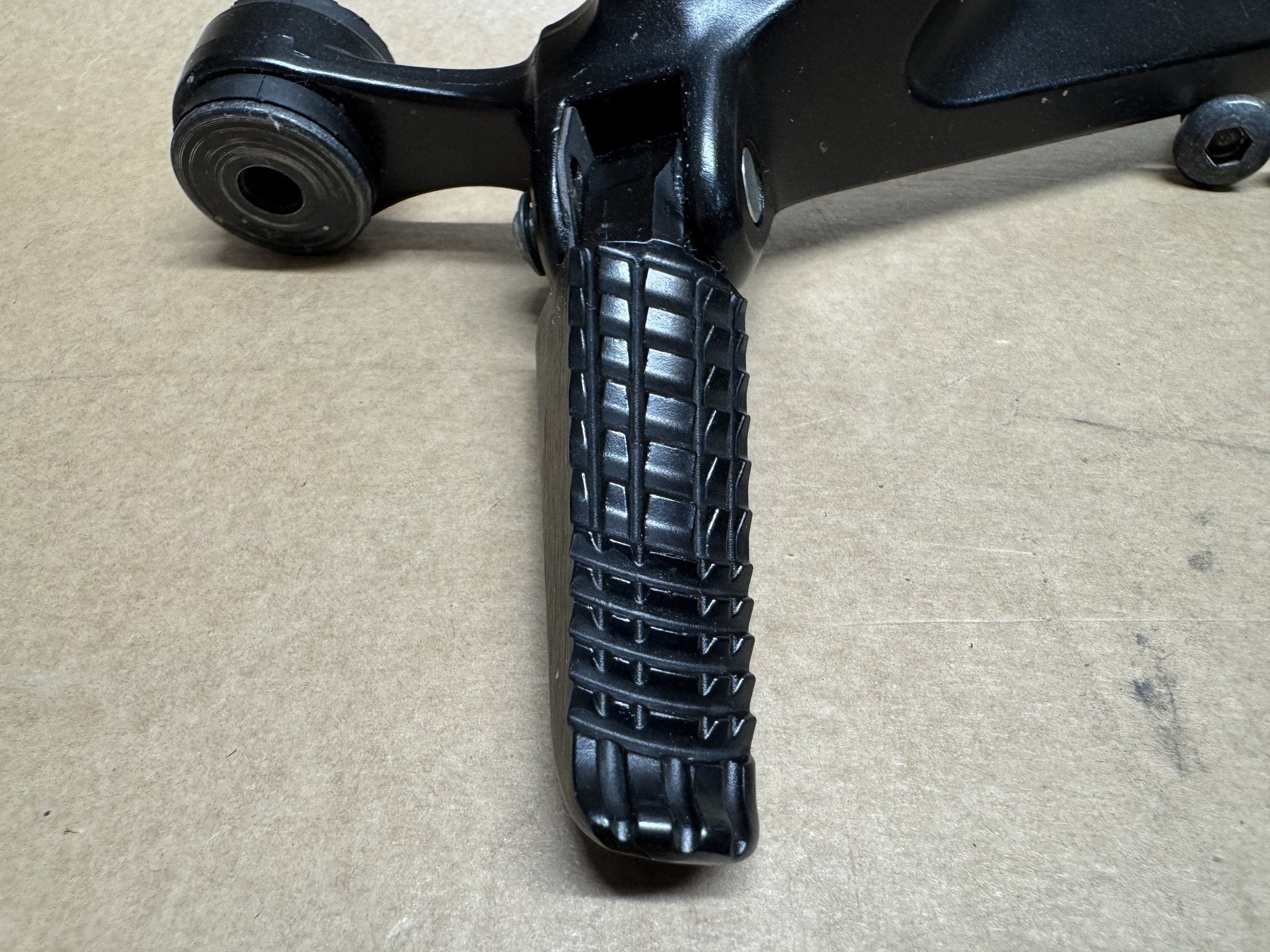 Suzuki GSXR 1000 2017-2025 Rear Left & Right Pillion Foot Peg Genuine OEM