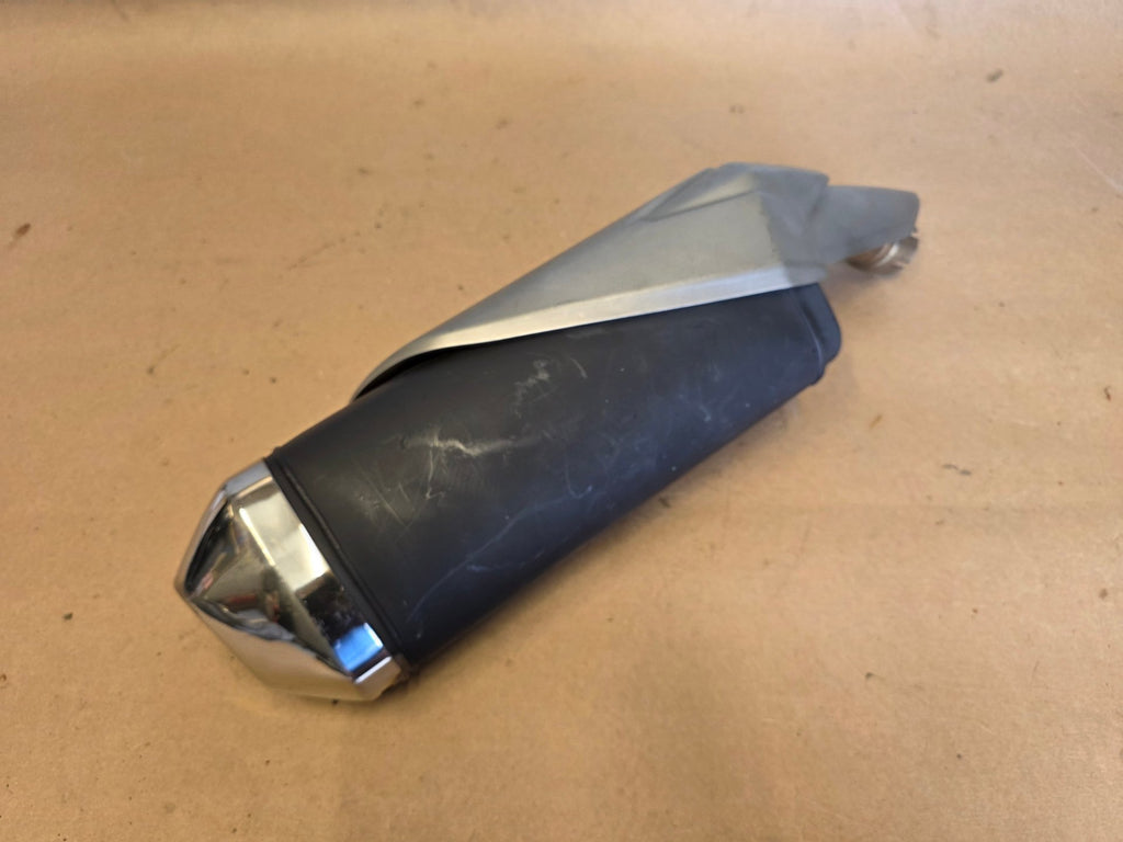 Suzuki GSX-S 750 2017-2020 OEM Exhaust Silencer / Can Genuine OEM 13K0