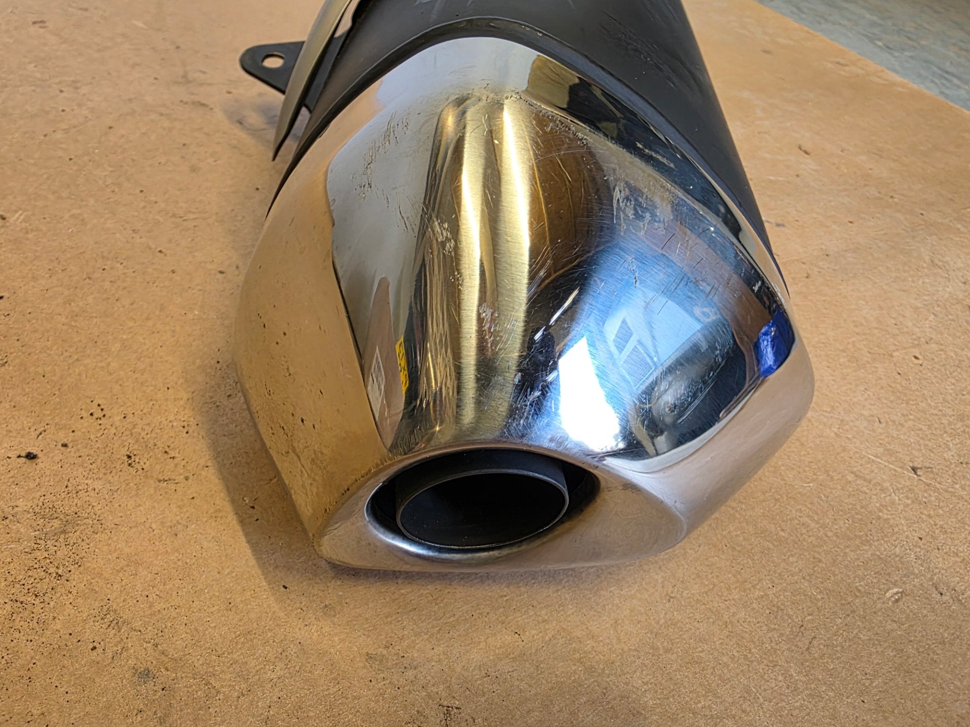 Suzuki GSX-S 750 2017-2020 OEM Exhaust Silencer / Can Genuine OEM 13K0
