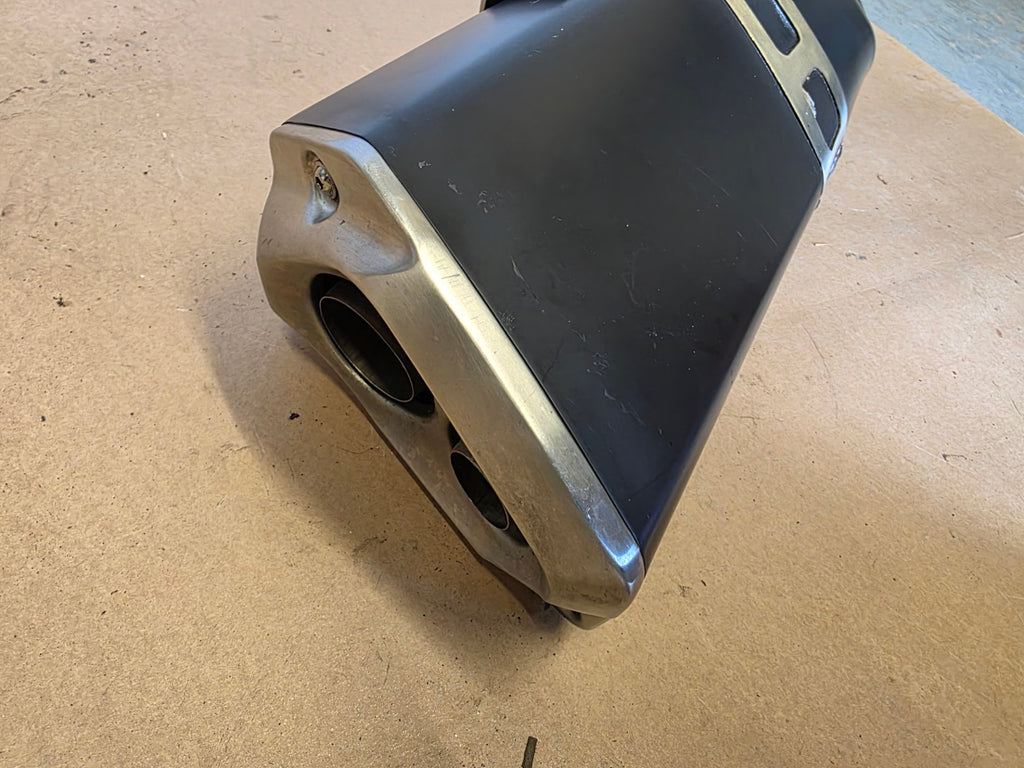 Aprilia RSV4 1000 2009-2012 OEM Genuine Exhaust Silencer / Can Genuine OEM