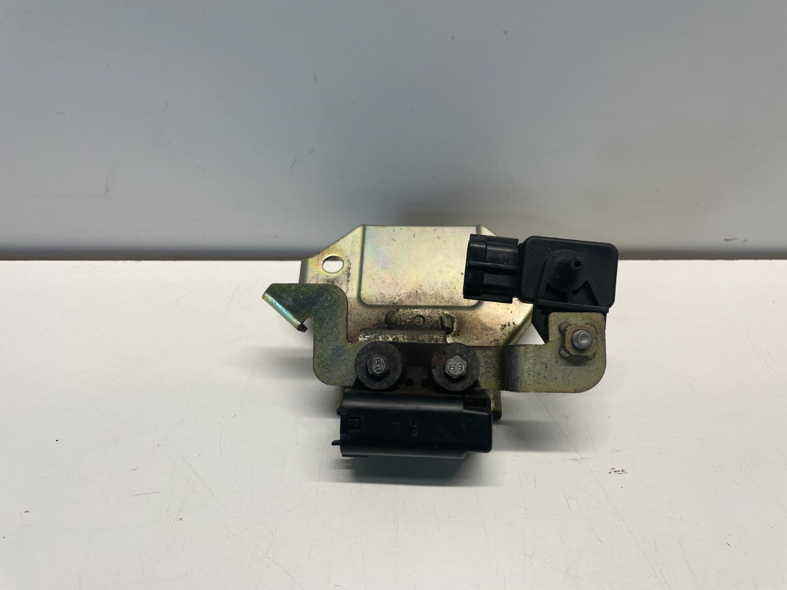 OEM Tip Over & Air Sensor Tank Bracket Triumph ST Sprint 1050 2005 - 2011