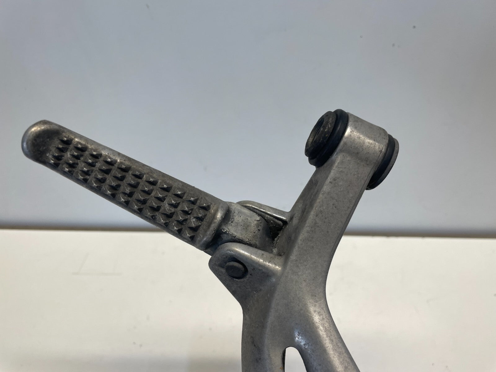 Rear Right Pillion Foot Peg Honda Blackbird CBR 1100 XX 2001 - 2005