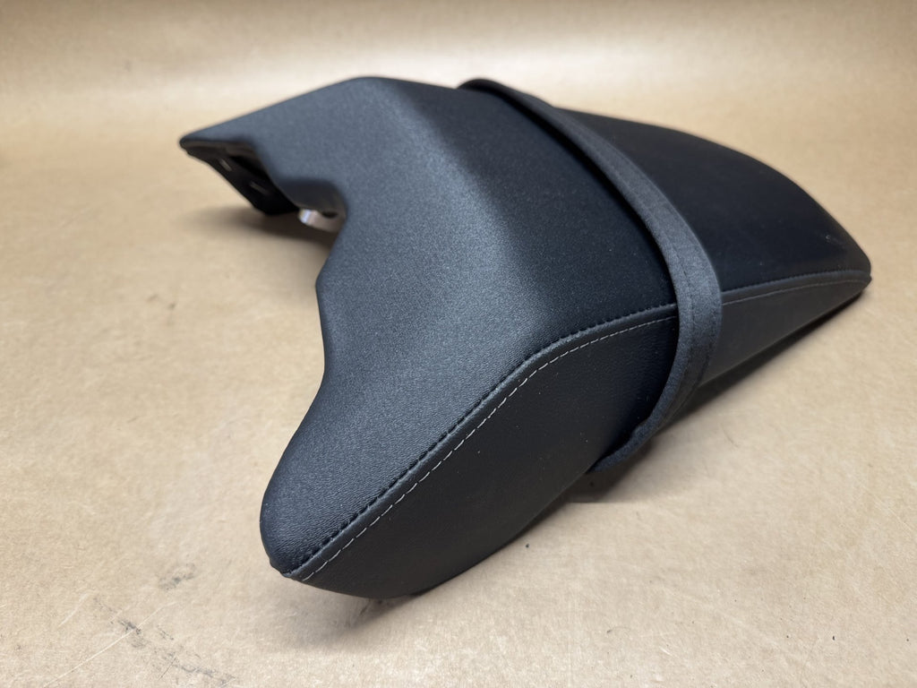 Honda CB1000 R SC80 2018-2024 Rear Pillion Seat Genuine OEM
