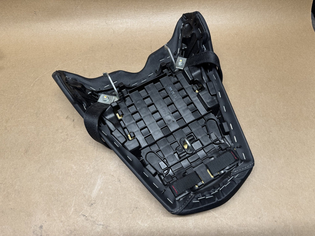 Honda CB1000 R SC80 2018-2024 Rear Pillion Seat Genuine OEM