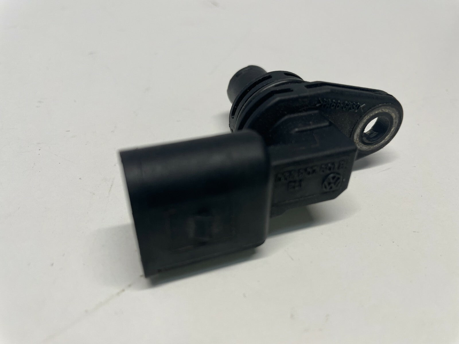 Genuine Sensor Camshaft Position Seat VW Audi Skoda