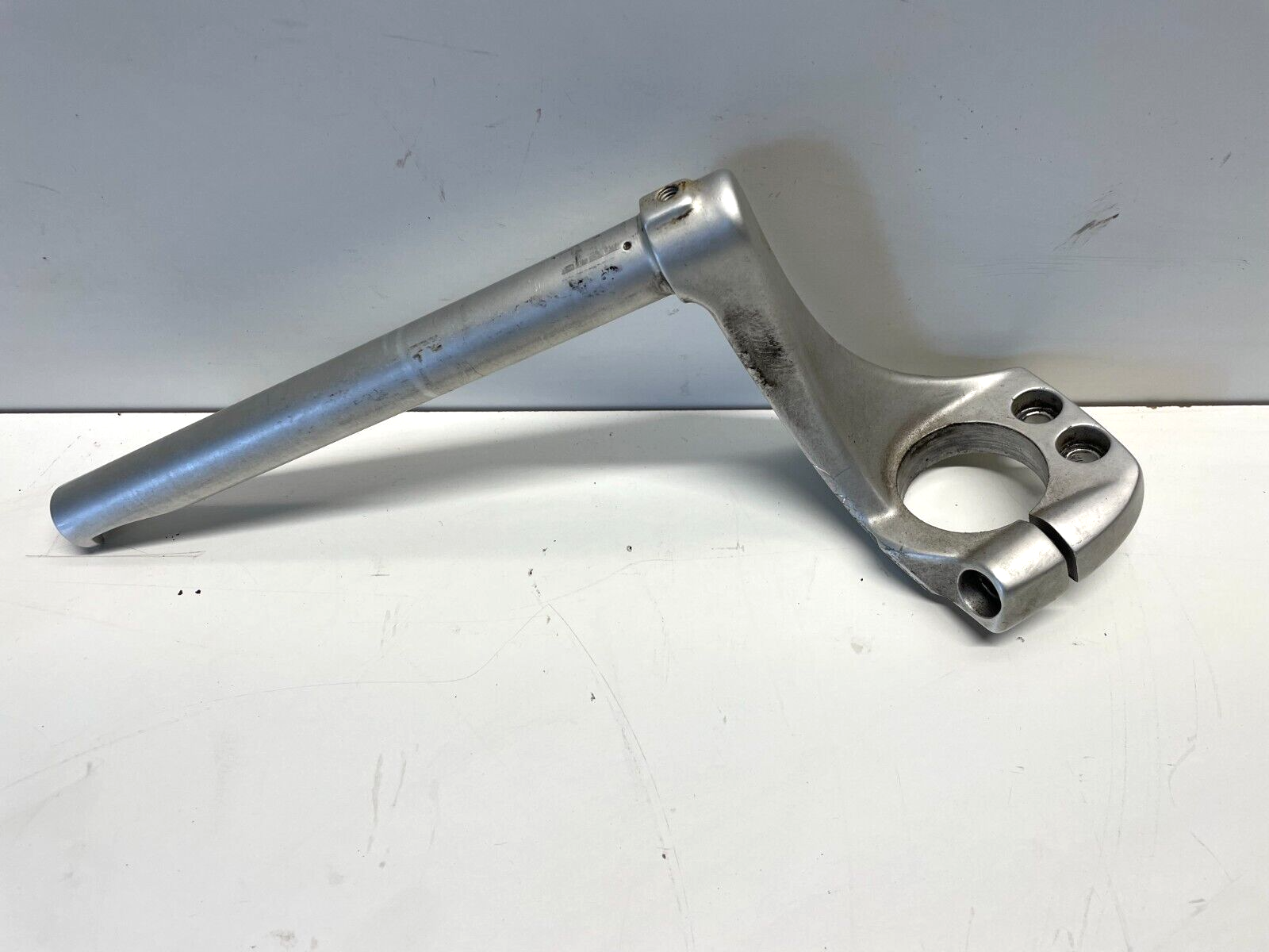 OEM Right Handle Bar Handlebar Triumph ST Sprint 1050 2005 - 2007