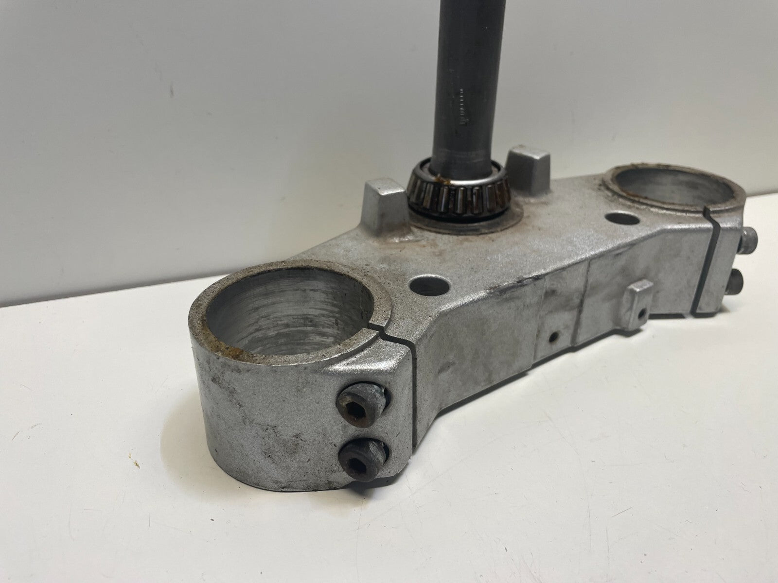 Bottom Yoke Hyosung GT125 2009 - 2015