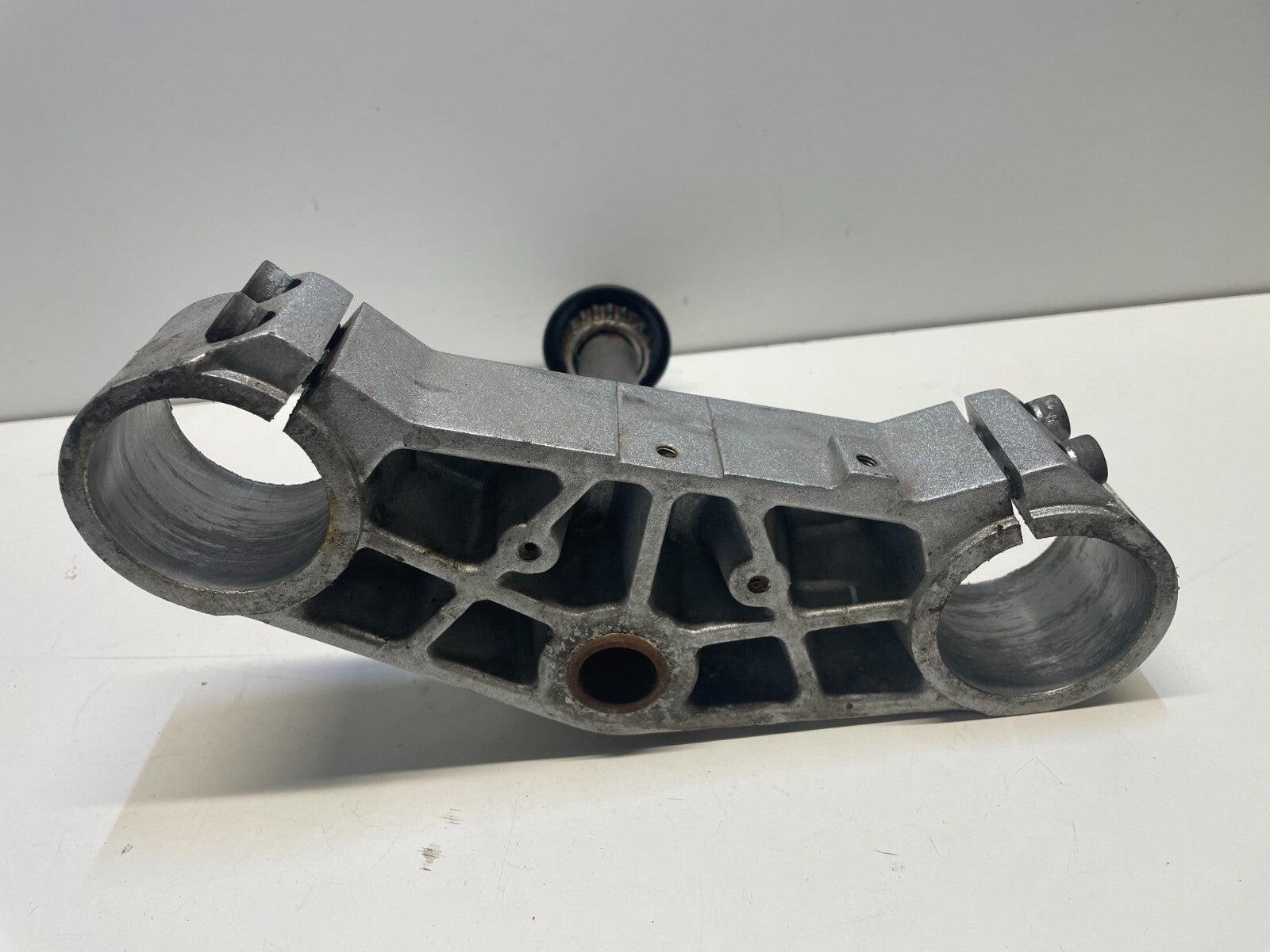 Bottom Yoke Hyosung GT125 2009 - 2015