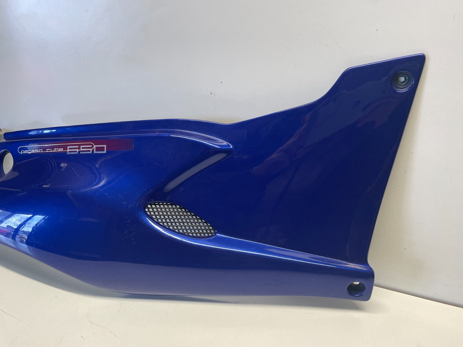 Right Side Panel Fairing Aprilia Pegaso 650 1999 - 2000