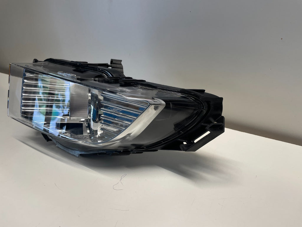 Right Front Side Fog Lamp Light Vauxhall Insignia 2009 - 2013